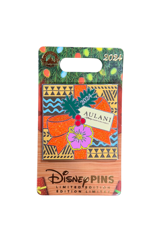 Aulani Disney Resorts Christmas J45