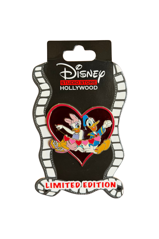 Donald & Daisy Love is in the Air J61