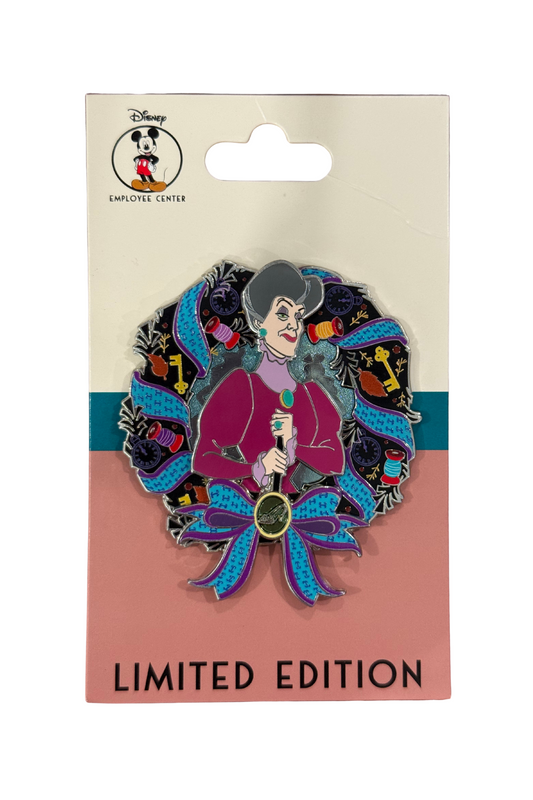Lady Tremaine Villains Wreath J25