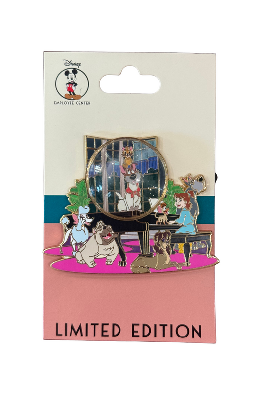Oliver and Company Snow Globe J31