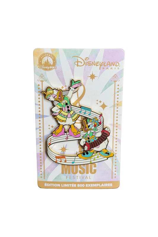 Donald and Daisy J14