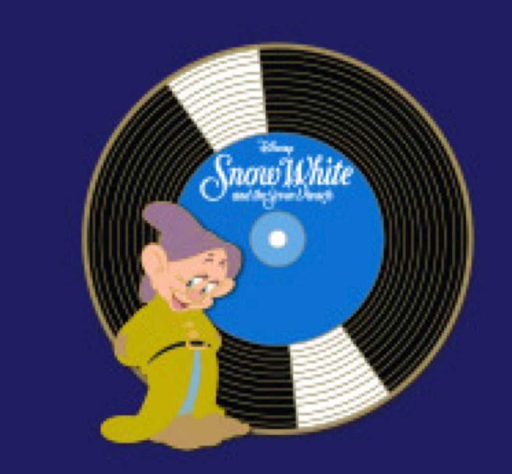 Snow White & The Seven Dwarfs J65