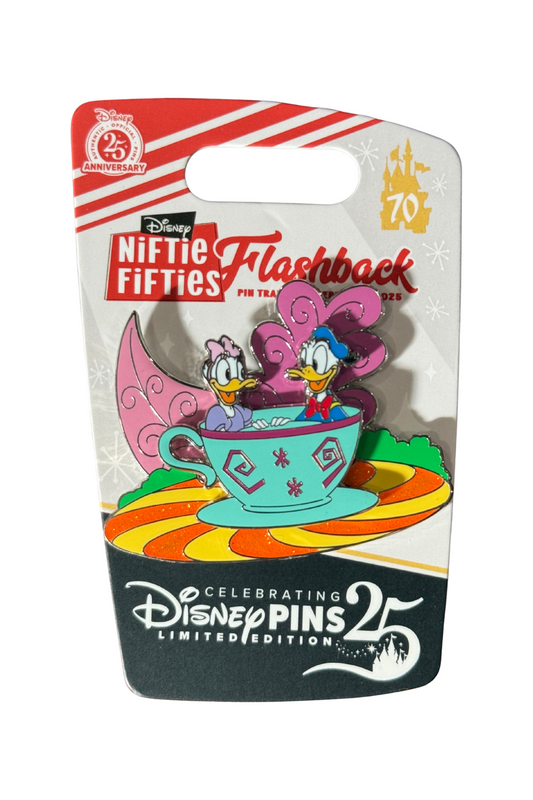 Donald & Daisy: Mad Tea Party J24